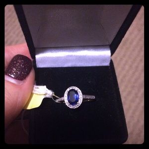 💍 NWT 10K Yellow Gold Kyanite/ Diamond ring